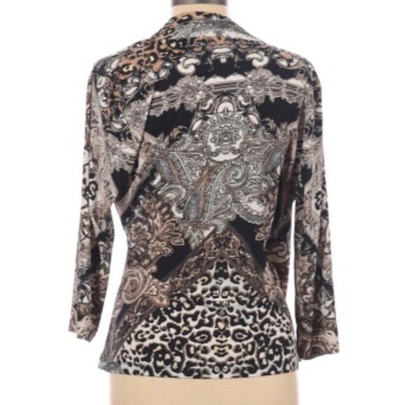 CHICO’S | Leopard Wrap Top 3/4 Sleeve Size 1 / M - Picture 2 of 10